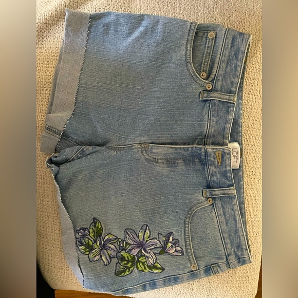Loft Denim Shorts - Picture 1 of 3